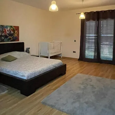 فيلة Seaview,spacious, Beautiful,highly Rated بلاتجا ذارو