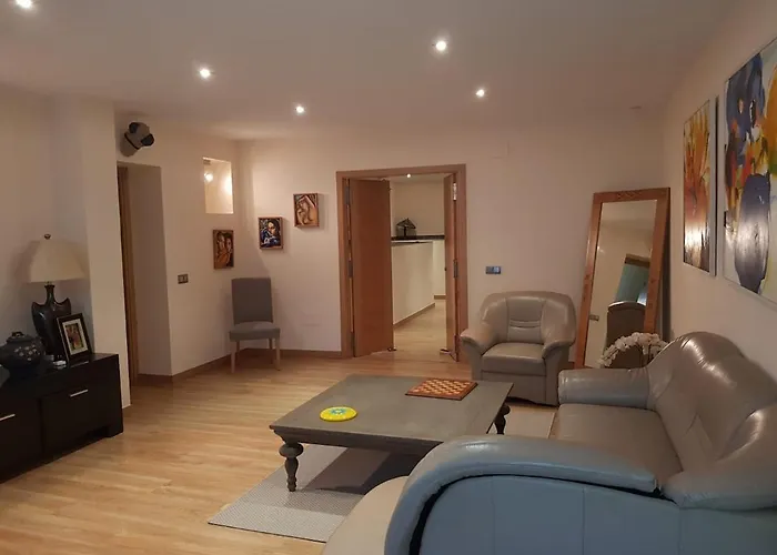 Seaview,spacious, Beautiful,highly Rated Villa *