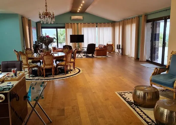 Seaview,spacious, Beautiful,highly Rated