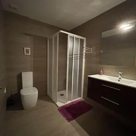 Seaview,spacious, Beautiful,highly Rated Villa