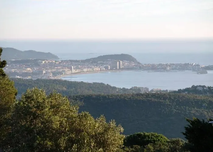 Seaview,spacious, Beautiful,highly Rated Villa *